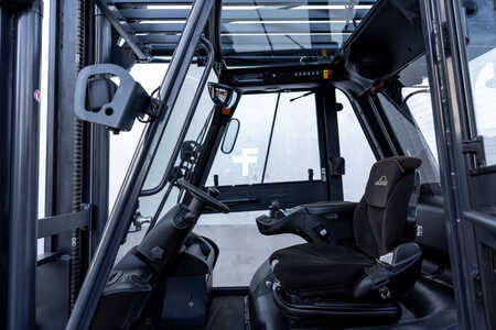 Carretilla elevadora diésel 2016  Linde LINDE H80D-03 EVO (6)