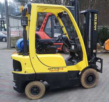 Propane Forklifts 2012  Hyster H1.6FT (7)