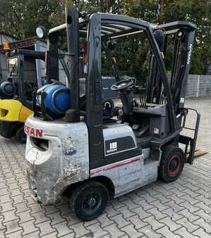 LPG Forklifts 2006  Nissan PD01A18PQ (5)