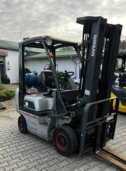 LPG Forklifts 2006  Nissan PD01A18PQ (7)