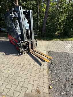 4-wiel elektrische heftrucks 2018  Linde E35L-01 (13)