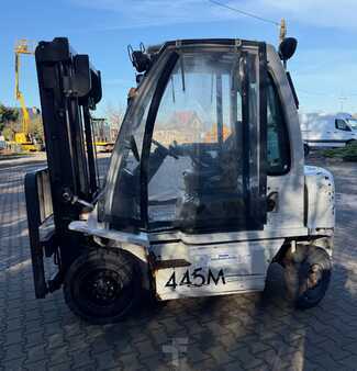 Diesel heftrucks 2015  Unicarriers Y1D2A20Q (5)