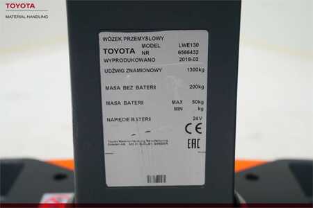 Porta-paletes elétrico 2018  Toyota LWE130 (4)