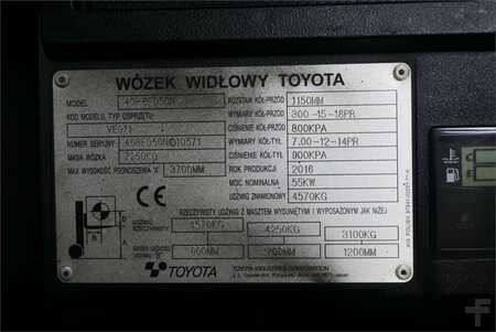 Wózki widłowe diesel 2016  Toyota 40-8FD50N (5)