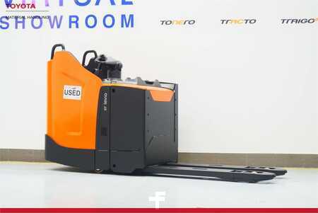 Electric Pallet Jacks 2019  Toyota LPE200 (2)