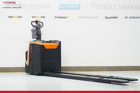 Electric Pallet Jacks 2018  Toyota LPE200 (2)