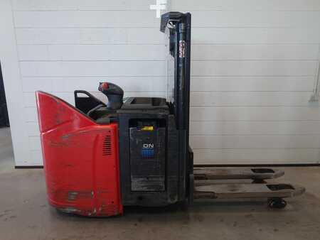 Wózek wysokiego podnoszenia 2018  Linde D12 SP Li-ION (5)