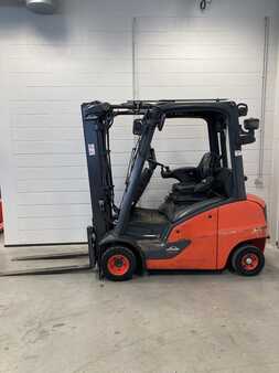 Diesel Forklifts 2019  Linde H20D/391 (2) 