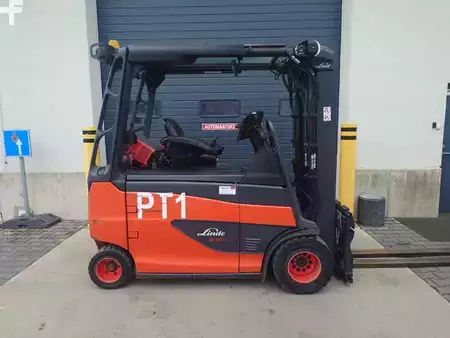 Carrelli elettrici 4 ruote 2019  Linde E35RHL/387 New Battery (7)