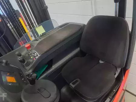 Carrelli retrattili 2019  Linde R14/1120 (10)