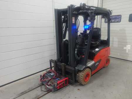 Elektryczne 4-kołowe 2020 Linde E16P/386 (1)