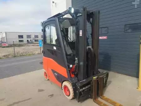 Carrelli elettrici 4 ruote 2021  Linde E20PH/386-02 (8)