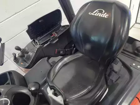 Carrelli elettrici 3 ruote 2021  Linde E16C/386 (9)