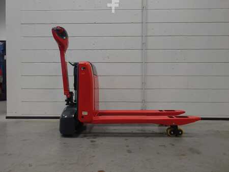 Nízkozdvižný vozík 2022  Linde MT15 (4)