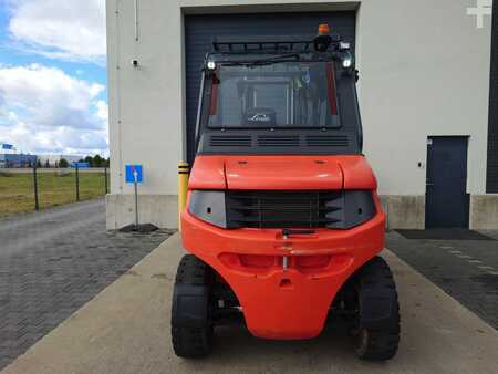 Elektryczne 4-kołowe 2023  Linde E70 (4)