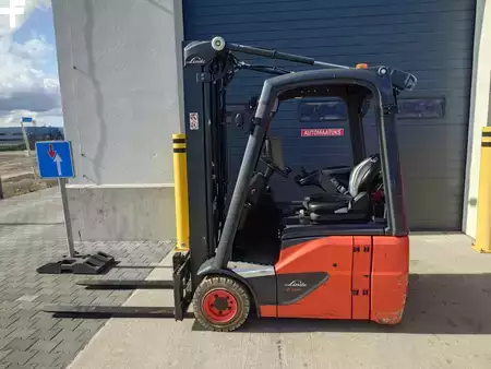 Carrelli elettrici 3 ruote 2023  Linde E15/386-02 (2)