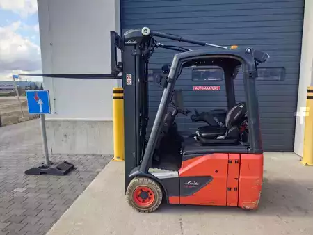 Carrelli elettrici 3 ruote 2023  Linde E15/386-02 (3)