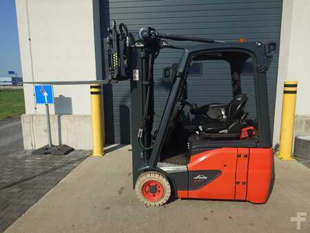 Elektryczne 3-kołowe 2023  Linde E15 (3)