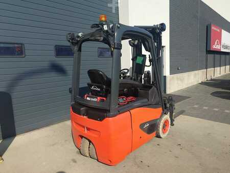 Elektryczne 3-kołowe 2023  Linde E15 (6)