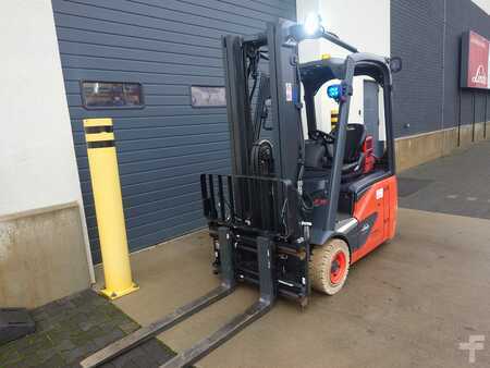 Elektryczne 3-kołowe 2023  Linde E15 Cold Store (1)