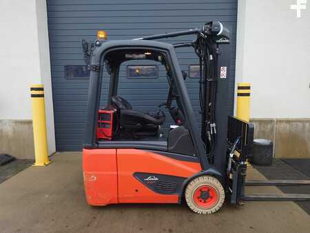 Elektryczne 3-kołowe 2023  Linde E15 Cold Store (6)