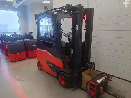 Carrelli elettrici 4 ruote 2024  Linde E20PH/386 (10)
