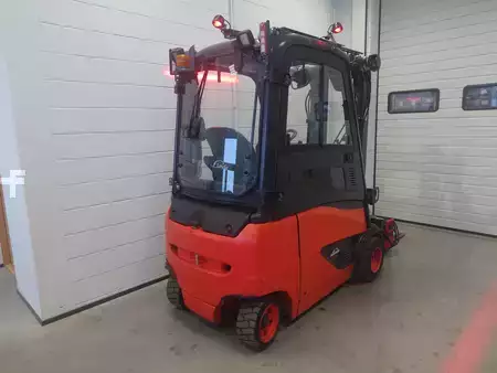 Carrelli elettrici 4 ruote 2024  Linde E20PH/386 (6)
