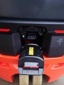 Elektryczne 3-kołowe 2025  Linde E16C/1251 Brand new (13)