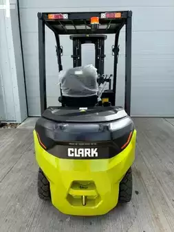 Eléctrica de 4 ruedas 2025 Clark L25XE (3)