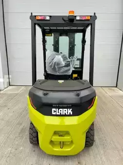 Elektro čtyřkolový VZV 2025  Clark L25XE (4)