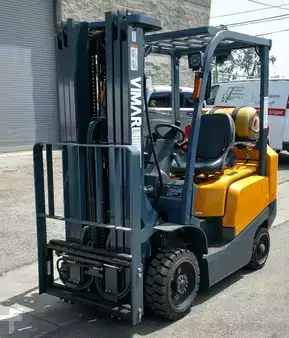 Diesel Forklifts 2017  Vimar FCG25 (1)