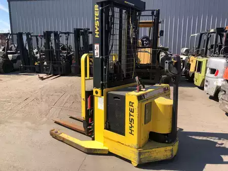 Reachstackers 2001  Hyster W30XTR (2)