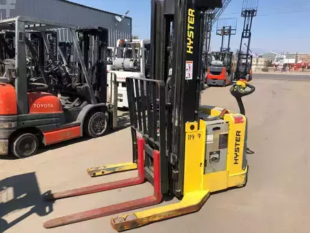 Reachstackers 2004  Hyster W30ZR (1)