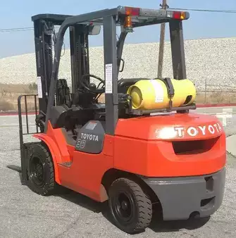 Diesel Forklifts 2005  Toyota 7FGU30 (3)