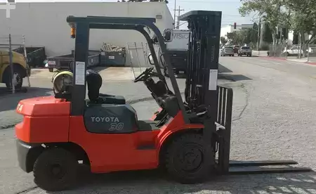 Diesel Forklifts 2005  Toyota 7FGU30 (8)