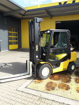 Empilhador a gás 2023 Yale GLP30 N (2)