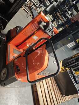 Vertikal-Kommissionierer 2024  JLG DSP M AWP (3)