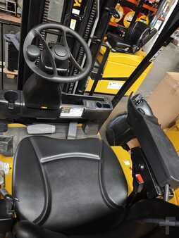 Elektro 3 Rad 2021  Yale ERP 16 VT (2)