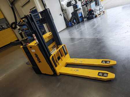 Gerbeurs 2005  Yale MP20XD (2)