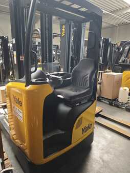 Carretilla retráctil 2024  Yale MR 16 (1)