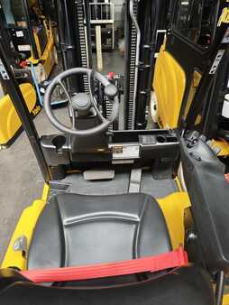 Eléctrico - 3 rodas 2024 Yale ERP 16 VT (2)