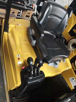 Eléctrico - 3 rodas 2022  Yale ERP15VC (2)