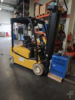 Eléctrico - 4 rodas 2018  Yale ERP 20 VF (1)