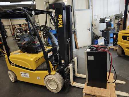Sähkö - 4 pyör 2024  Yale ERP 20 VF (1)