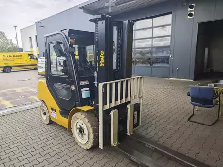 Dieselstapler 2024  Yale GDP35UX (1)