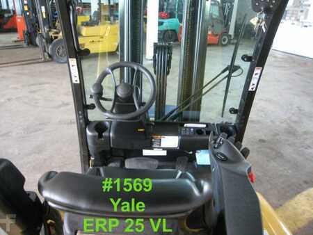 El truck - 4 hjulet 2015  Yale ERP 25 VL (3)