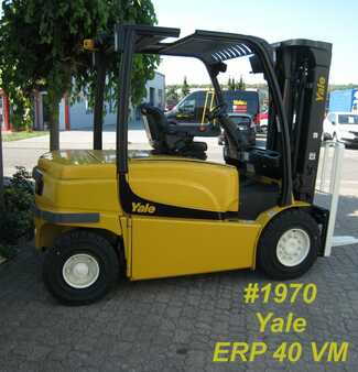 4-wiel elektrische heftrucks 2017  Yale ERP 40 VM (3)