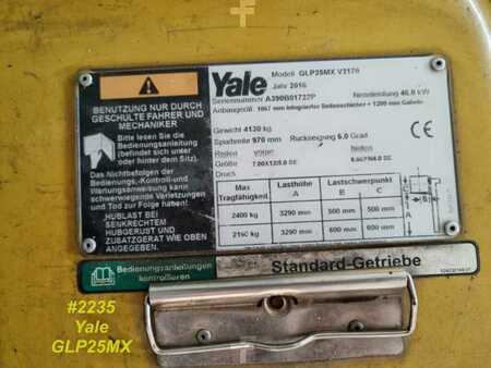 Empilhador a gás 2016  Yale GLP 25 MX (6)