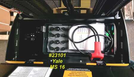 Apilador eléctrico 2023  Yale MS 16  (3)