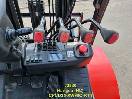 HC (Hangcha) CPCD35-XW98C-RT4 (4 WD)